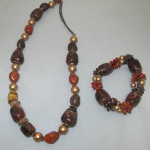 Brown and gold necklace and bracelet